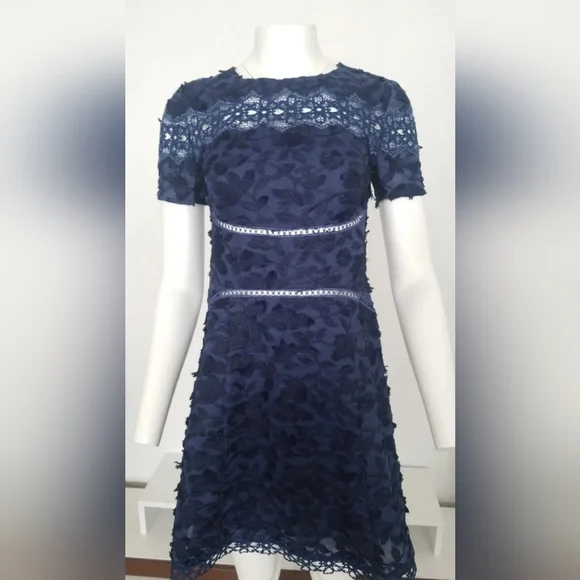 green emerald velvet dress Wintergarden Floral Dress – Elie Tahari main image 1